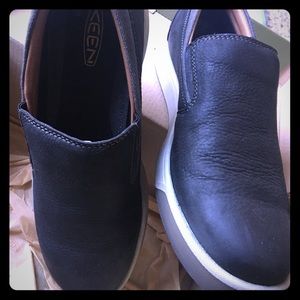 Slip on sneakers. Excellent condition